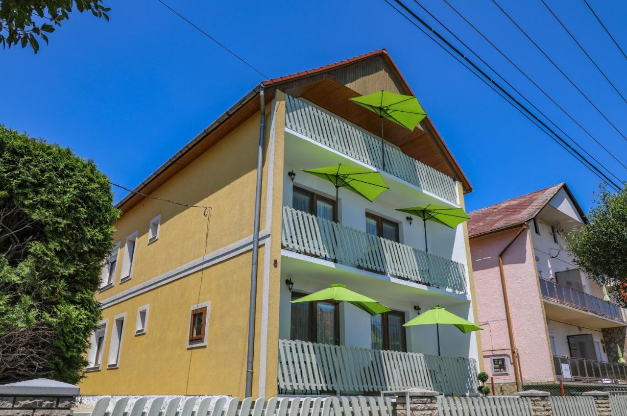 Villa Grande Хевиз Экстерьер фото